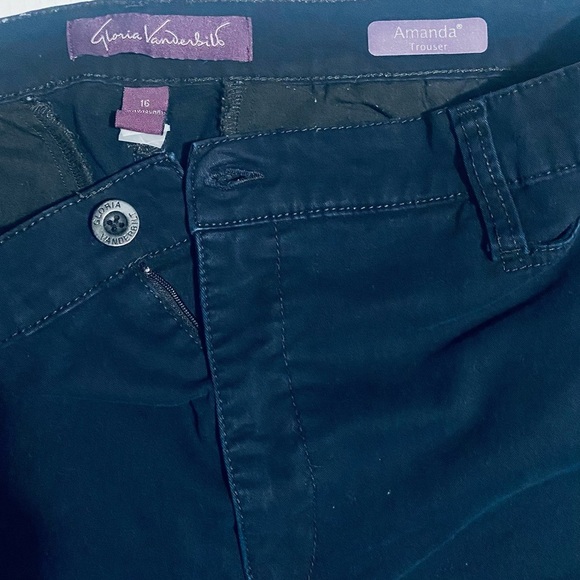 Gloria Vanderbilt Blue and Black Straight Leg Jeans - Picture 6 of 7